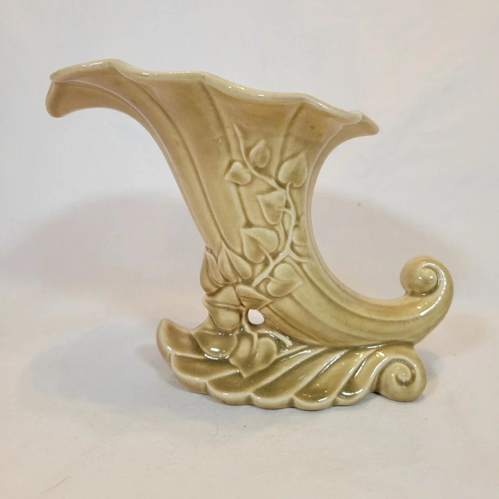 VTG Red Wing Pottery #1097 Cornucopia Ceramic Vase Tan Turquoise MCM‎ 1950s